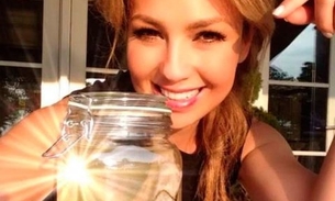 Thalía causa polêmica ao publicar fotos de suas costelas