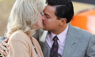 Leonardo DiCaprio tenta (27 vezes) cena de beijo em atriz de 65 anos 