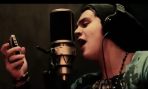 Luan Santana grava versão de 