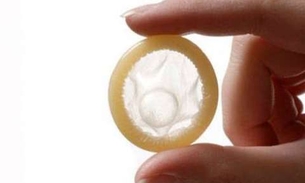 Assaltantes entram em drogaria e roubam preservativos