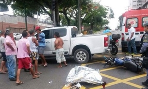 Motociclista avança sinal e morre com fratura  no pescoço