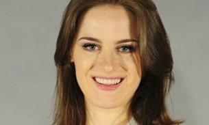 Atriz da Globo desabafa e assume ser bissexual