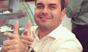 Flávio Bolsonaro depõe ao MP sobre suspeita de chefiar esquema das ‘rachadinhas’