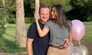 Após assumir romance, Rubinho Barrichello dedica post romântico à jornalista Paloma Tocci