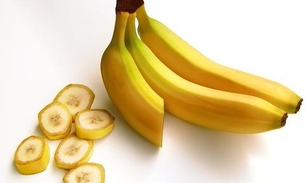 Conheça os benefícios do chá de banana