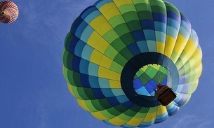 Grupo é preso ao tentar soltar balão de 50 metros dentro de parque