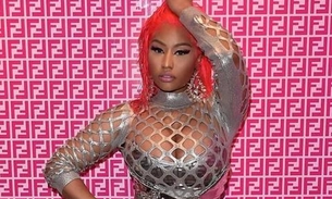 Nicki Minaj anuncia que está grávida com fotos do barrigão