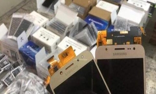 Acessórios para celular e tênis de marca são apreendidos no Aeroporto de Manaus 