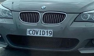 Carro de luxo com placa da Covid-19 é abandonado em aeroporto e intriga funcionários