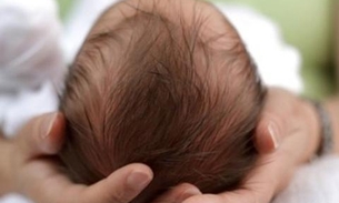 Mãe abandona bebê com microcefalia e desaparece no Amazonas