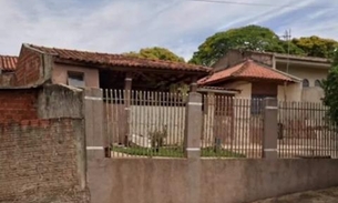 Homem sequestra mãe e filho por não aceitar fim de relacionamento