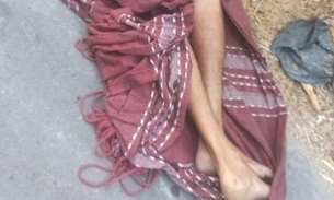Homem achado morto em beco de Manaus pode sido estrangulado 