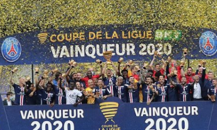 PSG vence Lyon nos pênaltis e conquista Copa da Liga Francesa