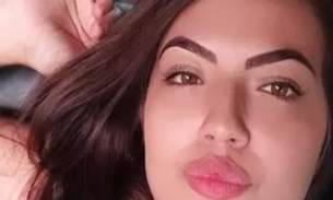 Jovem é assassinada a facadas na porta de casa