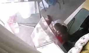 Novo vídeo mostra mulher e crianças sendo atingidas por explosão em Beirute