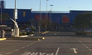 Corpo de bebê é encontrado em banheiro de hipermercado