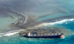 Navio derrama toneladas de óleo em ilhas paradisíacas de Maurício
