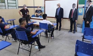 Defensoria inspeciona escolas e avalia como positiva volta às aulas em Manaus 