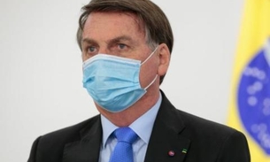 'Essa história de que a Amazônia arde em fogo é uma mentira', diz Bolsonaro