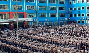 Com Covid-19, professor tenta dar aula em escola e vai preso em Manaus 