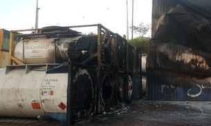 Bombeiros encerram rescaldo após incêndio no Porto Chibatão