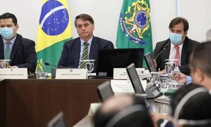 Aprovado congelamento de salários de servidores públicos por mais de 1 ano