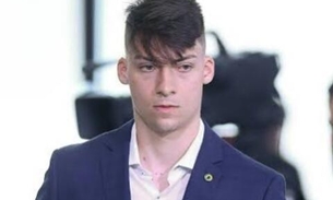 Ex-mulher de Bolsonaro diz que filho está curado da Covid-19: 'cloroquina'