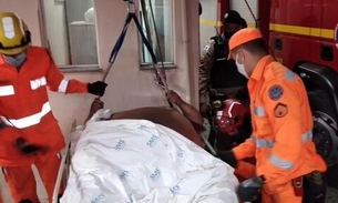 Homem com 250 kg morre após ficar 8h em ambulância esperando atendimento