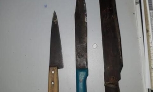 Com terçado, adolescente ameaçar decepar mulher durante assalto no Amazonas