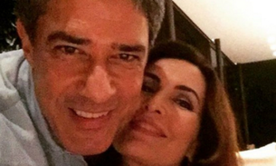 William Bonner posta selfies com famosos, se arrepende e exclui tudo em seguida