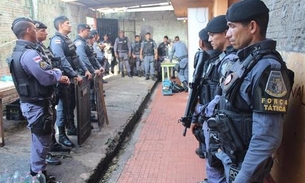 No interior, objetos perfurantes e celulares são achados em presídio