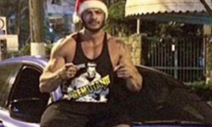 Kléber Bambam ostenta carrão de R$ 420 mil: 'presente de Natal'