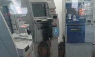 Caixas eletrônicos são arrombados e ladrões levam R$ 220 mil