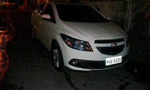 Assaltantes invadem casa e roubam carro de oficial da Marinha