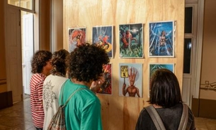 Desenhistas fazem nova sessão de autógrafo para fãs de quadrinhos