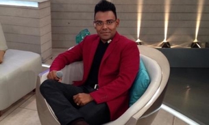 Cantor Pablo ostenta carro de luxo nas redes sociais