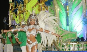 Escolas de samba recebem recursos para desfile de Carnaval