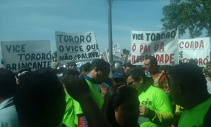 Com categoria dividida, mototaxistas protestam em Manacapuru