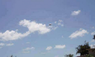 Ufólogo faz mais de 300 fotos de supostos OVNIs em cidade brasileira  