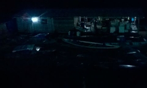 Casal é assassinado a golpes de terçado na frente da filha em flutuante do AM