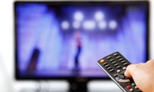 ​51% dos brasileiros acreditam que TV incentiva desrespeito e assédio à mulher