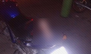 Homem é flagrado dirigindo moto roubada com pênis de borracha em Manaus