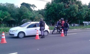 Em blitz, jovem é flagrado com moto roubada no Distrito Industrial
