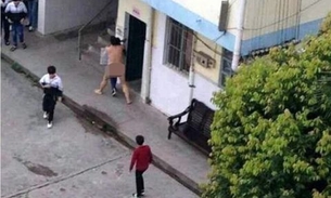 Professor fica pelado e tenta estuprar aluna em escola