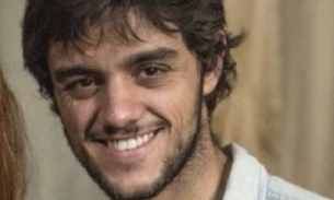 Aos 23, Felipe Simas de “Totalmente Demais”, se prepara para casar em SP