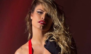 Ex-BBB Natalia Casassola cobre só o biquinho em fotos provocantes