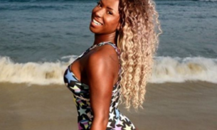  Ex-BBB Adélia sofre comentários racistas e dará queixa na delegacia