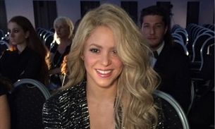 Shakira mostra filho caçula cheio de estilo em foto fofa