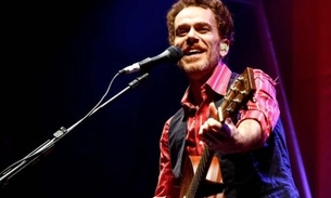 Clima de paquera e romantismo embalados por Nando Reis no ‘Lual dos namorados’