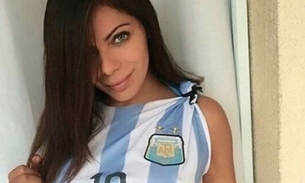 Nua, Suzy Cortez grava vídeo erótico e divulga na web